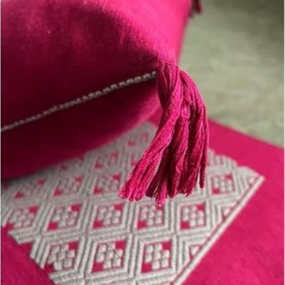 Beautifully detailed Accent Pillows- set of two 
Made in Mexico - Picture 6 of 6